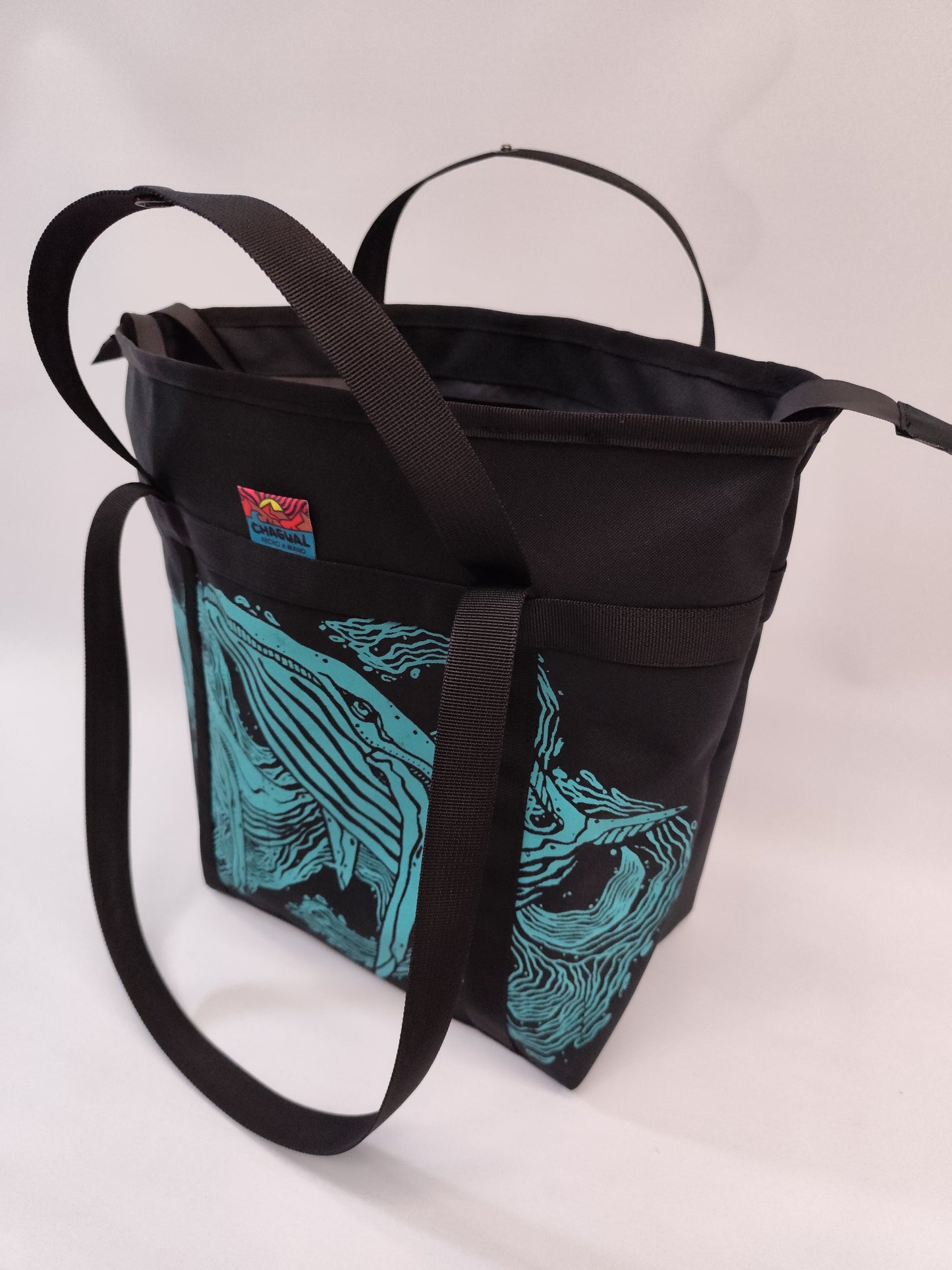 TOTEBAG BALLENAS