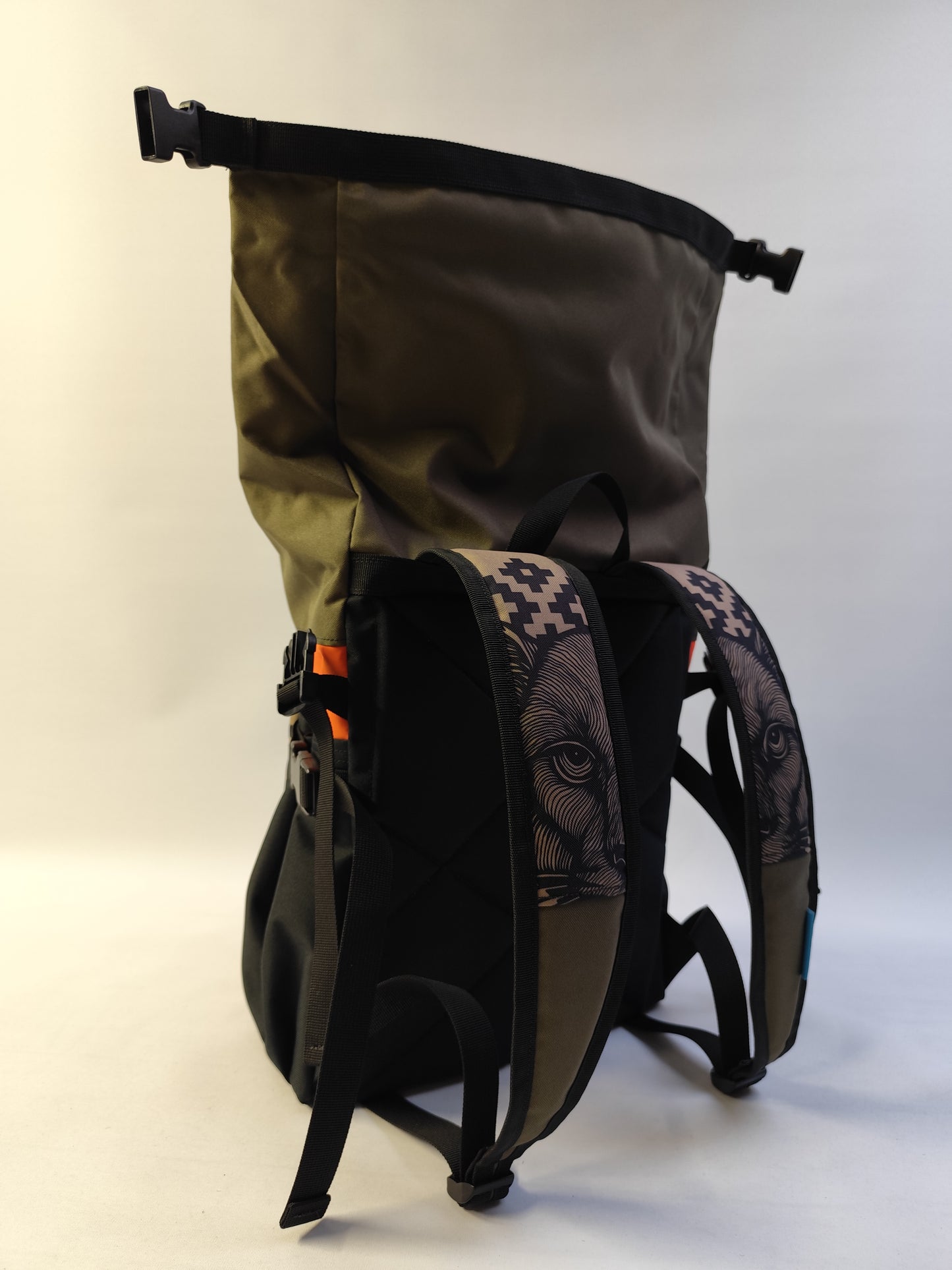 Mochila Puma café